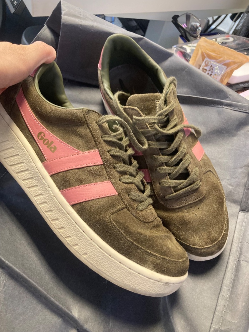 Like new Gola women’s 10 brown and pink suede upper sneakers - Picture 10 of 11